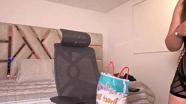 kellygrace_vg – Naživo XXX chat