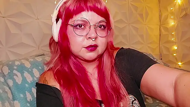 Chat XXX en directo de Satyn_doll
