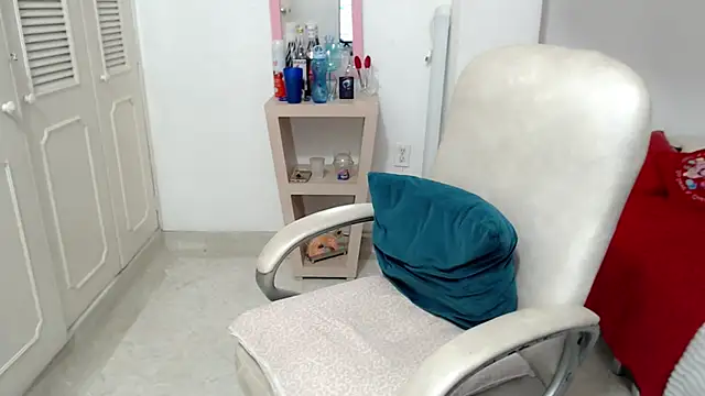 Chat XXX Live leonela_69