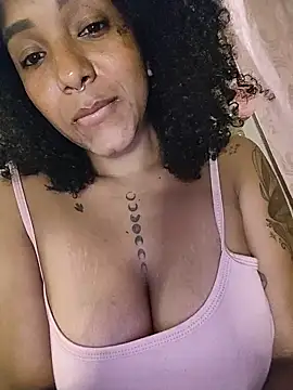 צ'אט XXX בשידור חי של Kandeefooxxx