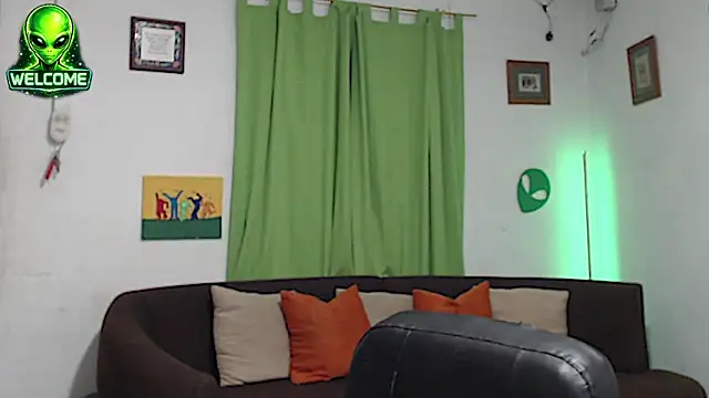 Chatroom XXX en direct de alpha_zom