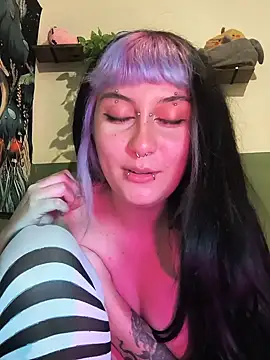 Lola_bunnydoll's Live XXX Chat