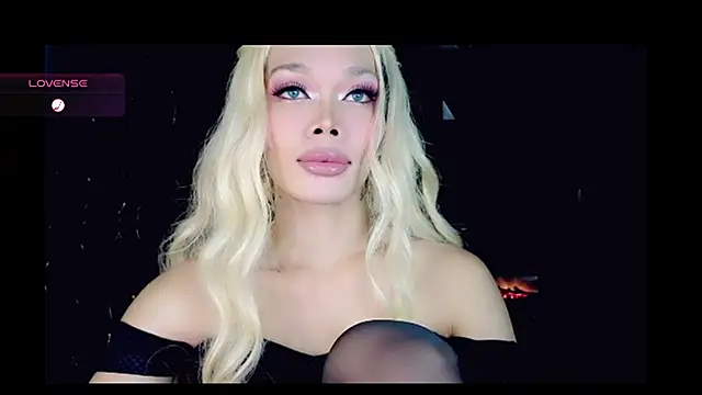 YOURHOT_STUFF Live XXX-Chat