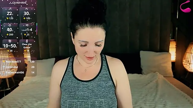 MissRossi's Live XXX Chat