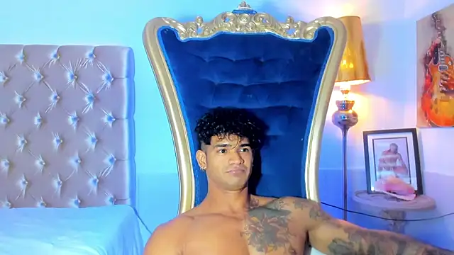 antonio__444n Live XXX chat