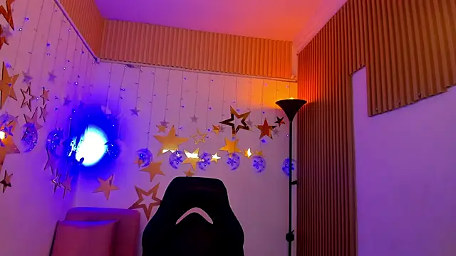 allison_mc Adlı Modelin Canlı XXX Sohbeti