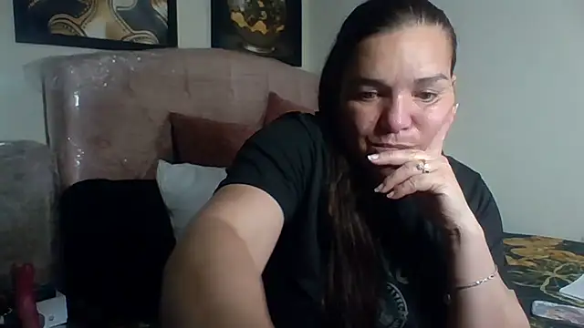 Zuleyka_69's Live XXX Chat