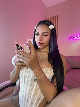 Chat XXX Live MadeleineSanez