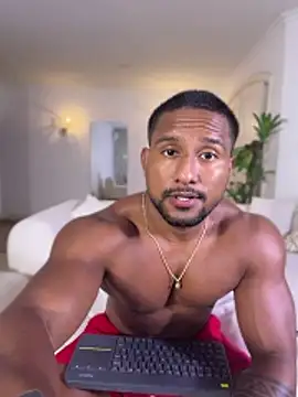 CallumMuscle – Naživo XXX chat