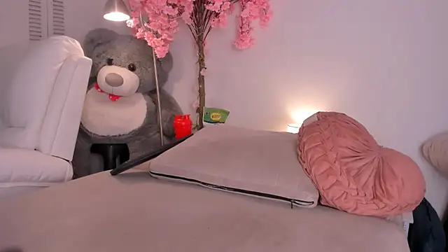 kitty_miaa élő XXX-chatje