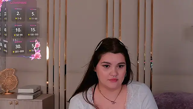 EmilyHyde – Naživo XXX chat