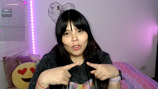 EllieMoonX Chat XXX live
