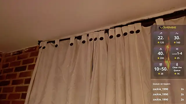 ailyngg's Live XXX Chat