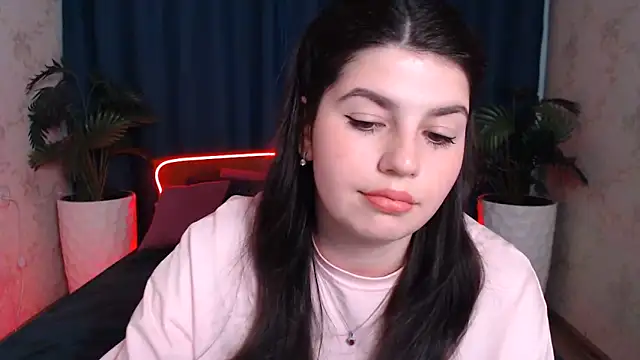 KisaModel Chat XXX live