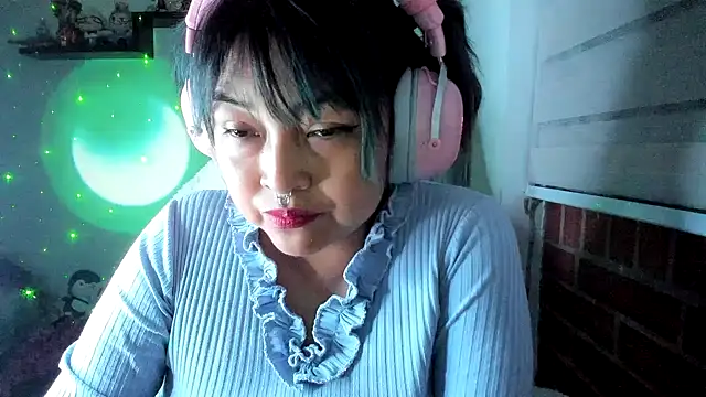 Shaddycute_ Chat XXX in diretta