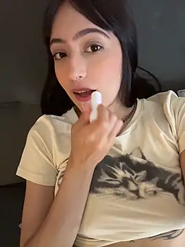 HinaSweet live XXX chat