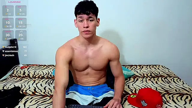 Luke_Muscle Live XXX-Chat