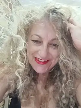 XXX chat uživo modela Luccia56
