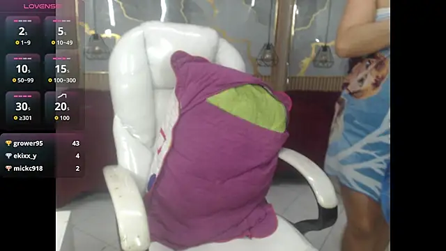 mommy_divine Obrolan Langsung XXX