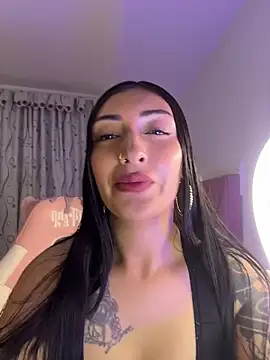 Vibe-kathy's Live XXX Chat