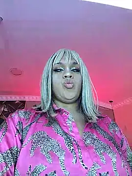 Chatroom XXX en direct de kimCosseyy