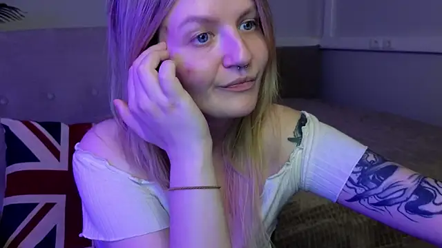 TonyaMeow's Live XXX Chat