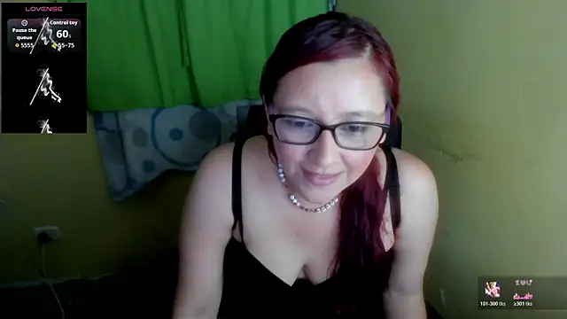 Chatroom XXX en direct de LuciaMiilf