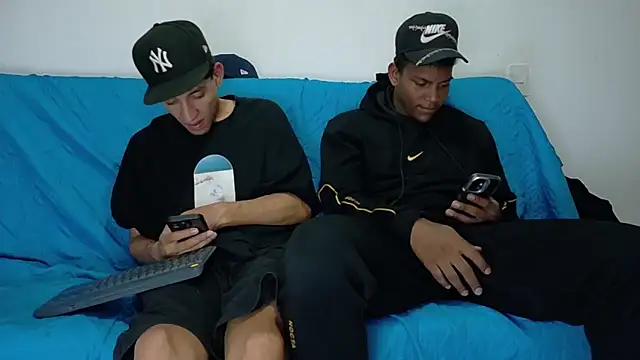 Chat XXX ao vivo de bully_boss