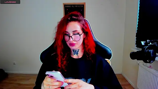 Chatroom XXX en direct de your_tora
