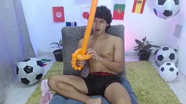 hades_derox_'s Live XXX Chat