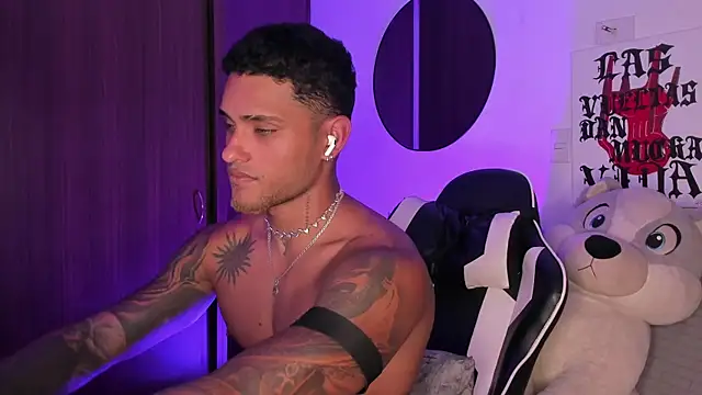 Show de Alessandro_Vanni na webcam