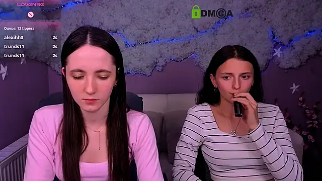 bella_dorn élő XXX-chatje