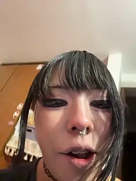Kitty_yukimura's Live XXX Chat