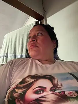 Chat +18 de Lovelipsbig ao vivo