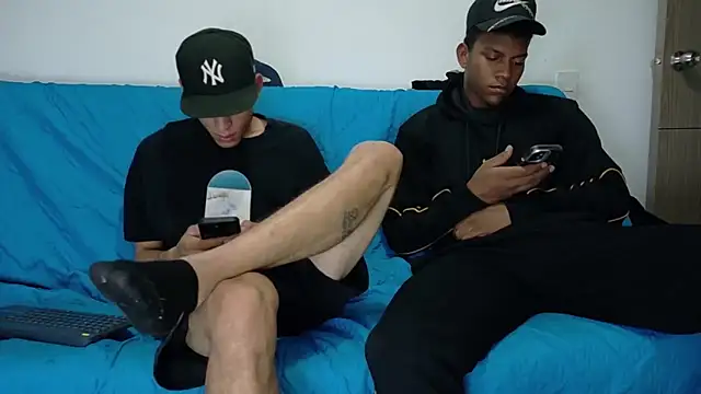 bully_boss Adlı Modelin Canlı XXX Sohbeti
