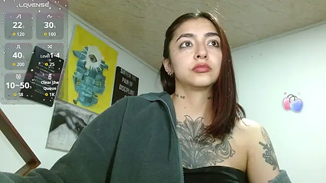 ZoeBakers_'s Live XXX Chat