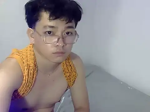 Stud_Aaron Pertunjukan Webcam
