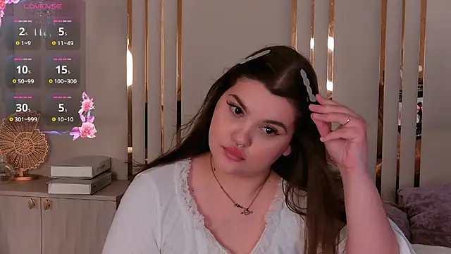 EmilyHyde Obrolan Langsung XXX