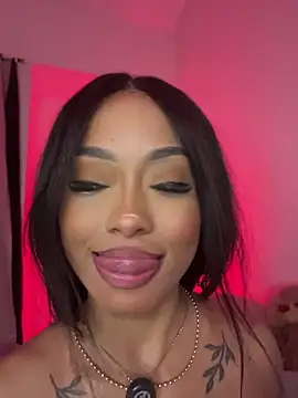 ItsBellaPorch's Live XXX Chat