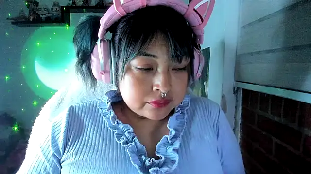 Chat +18 de Shaddycute_ ao vivo