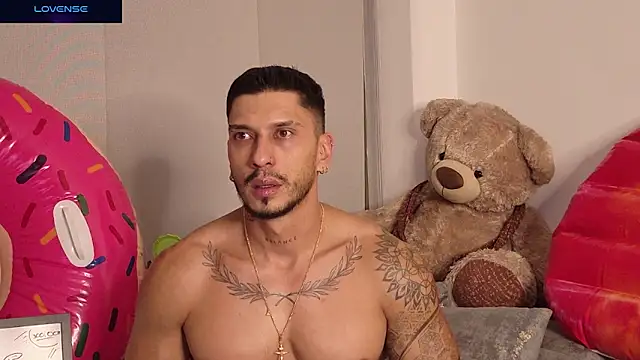 XXX chat uživo modela Seth_Vegaa