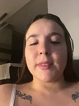 AMORINHA_S2_ élő XXX-chatje