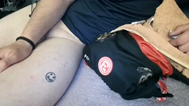 צ'אט XXX בשידור חי של 0815lukas2024