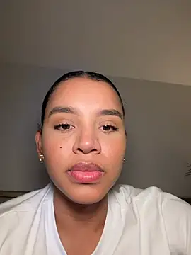 Tokio_Tokio's Live XXX Chat