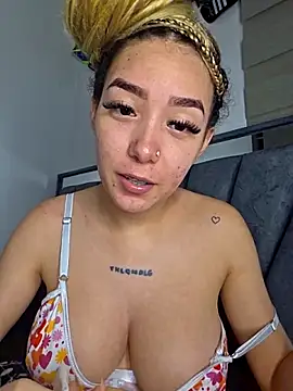 alaia_princess live XXX chat