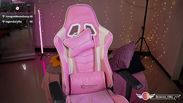 LuanaRisque live XXX chat