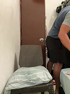 bigdick211292: απευθείας συνομιλία ΧΧΧ