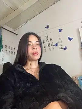 Milleradhara24 – Live XXX-chat