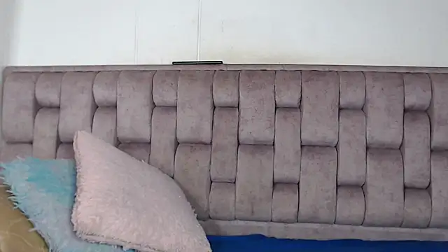 Živý XXX chat Alexa-Hunter