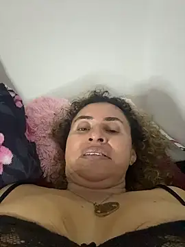 Chatroom XXX en direct de SheraHadee